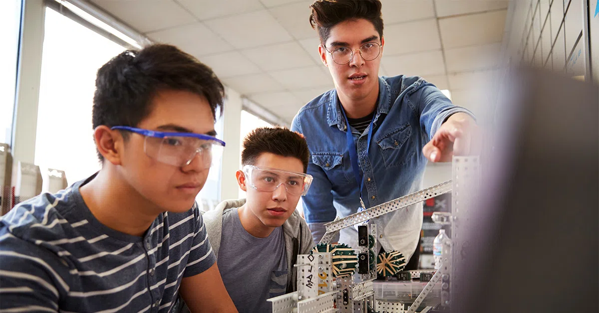 high school students learning engineering as part of college prep (What is Education Reform? article)